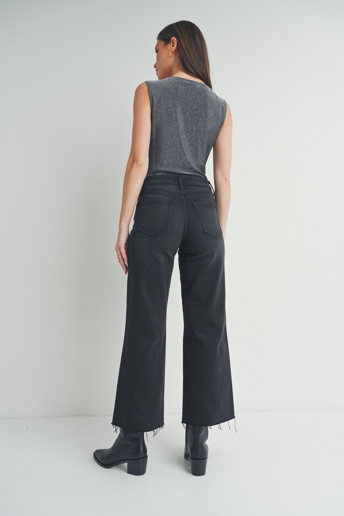 Sierra Almost Crop Jeans, Washed Black