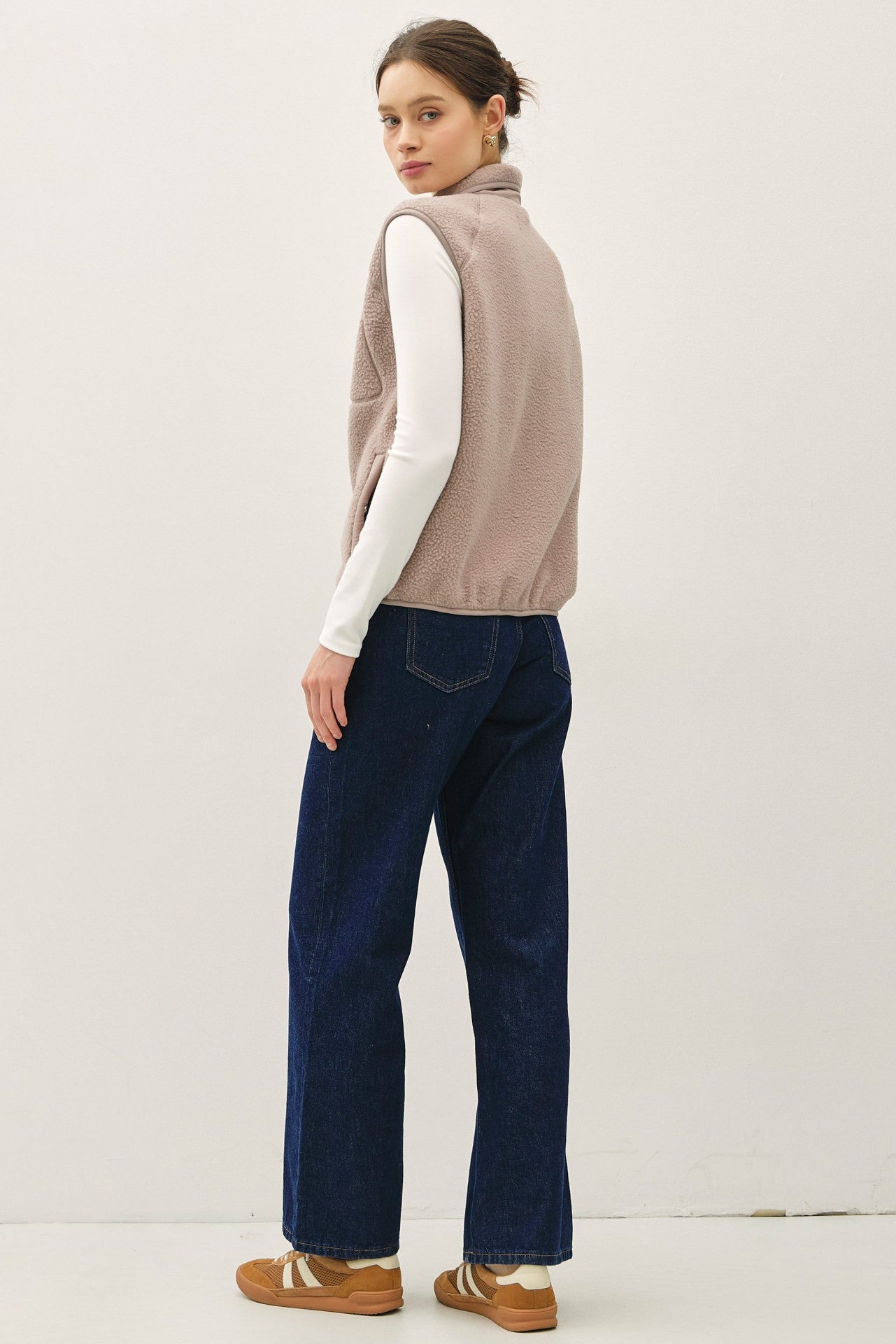 Be Cool Elena Fleece Button Up Vest, Earth Grey