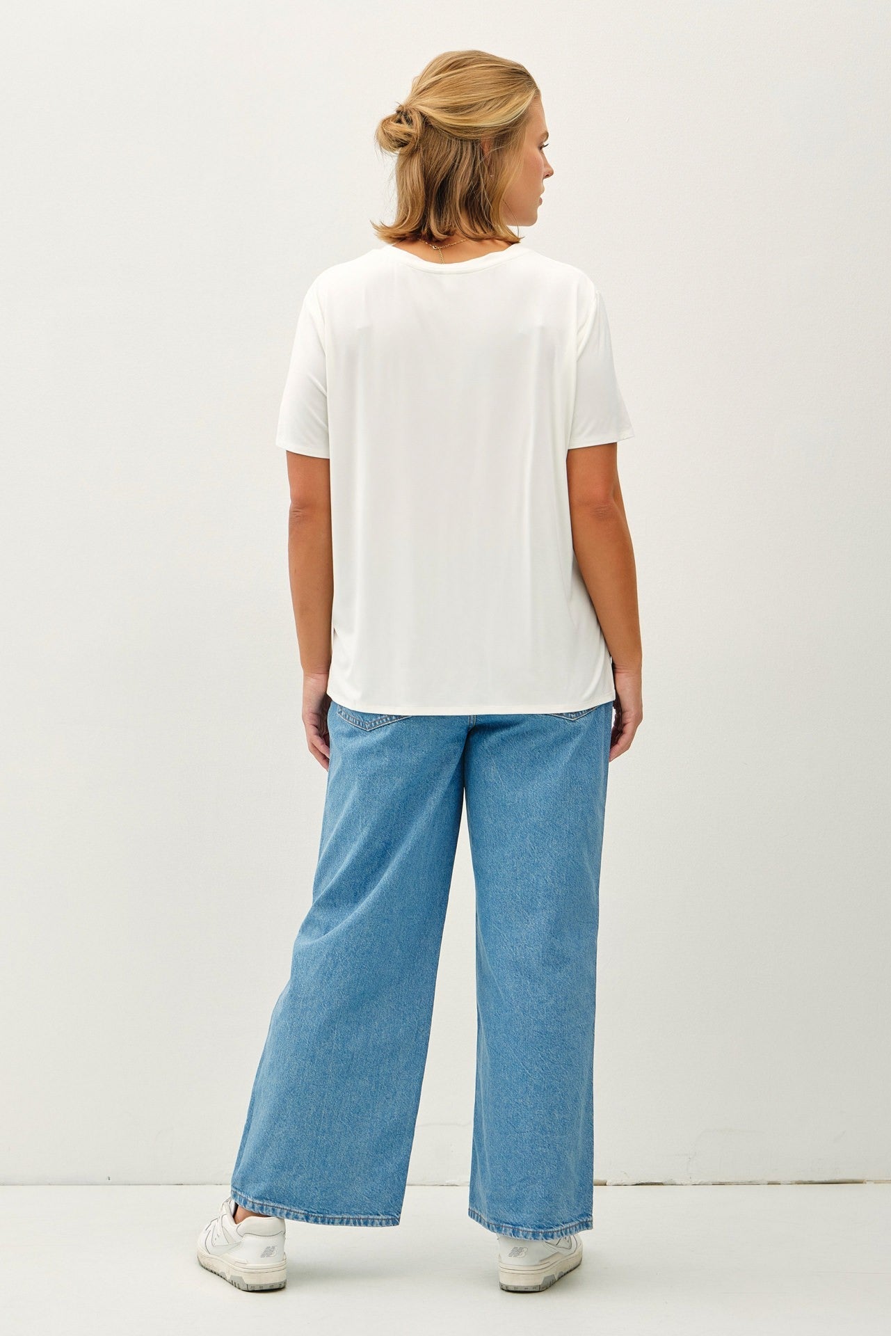Be Cool Finley V-Neck Boxy Tee, Off White | Plus Size
