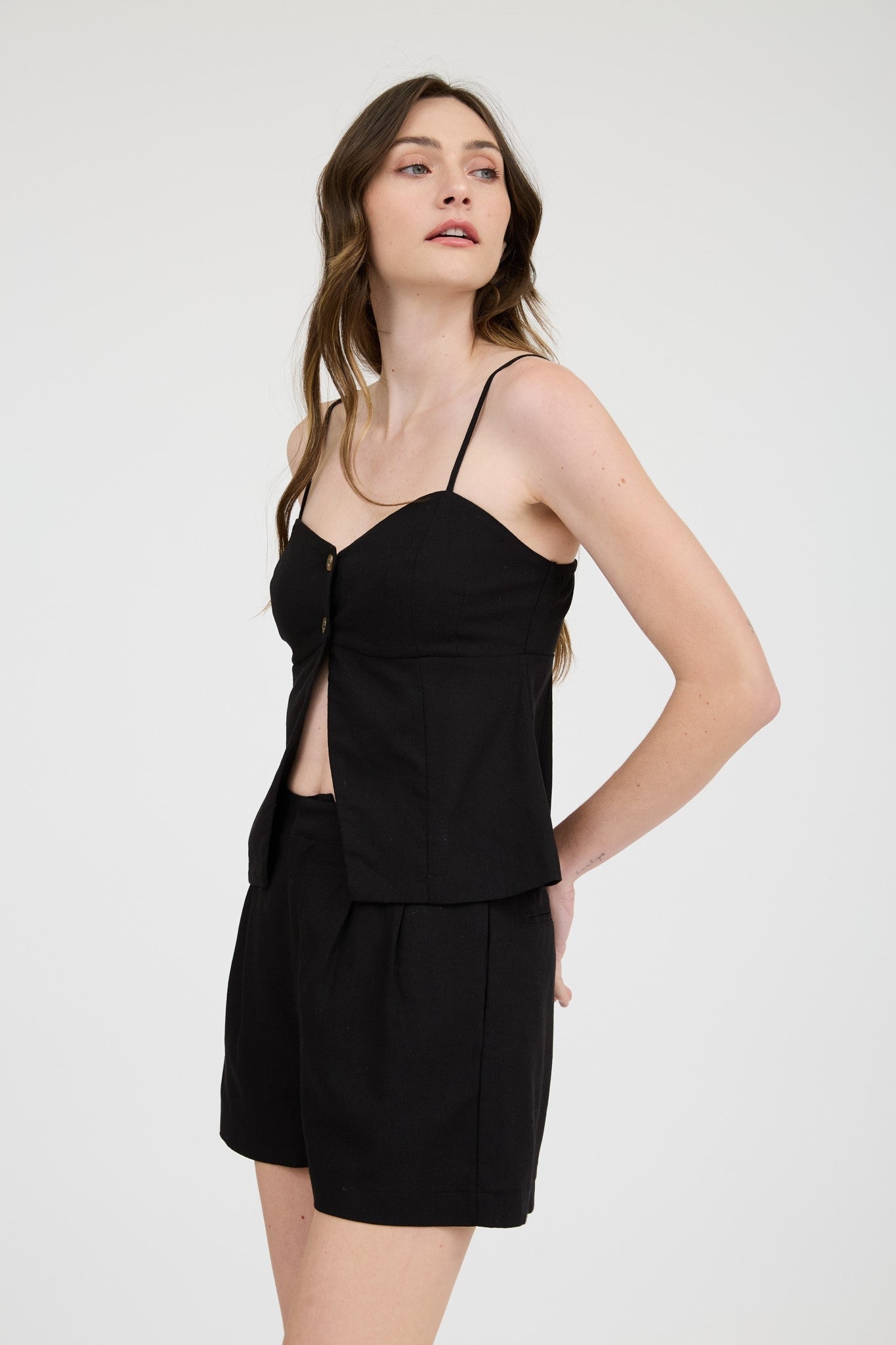 McKenna Linen Pleated Shorts, Black
