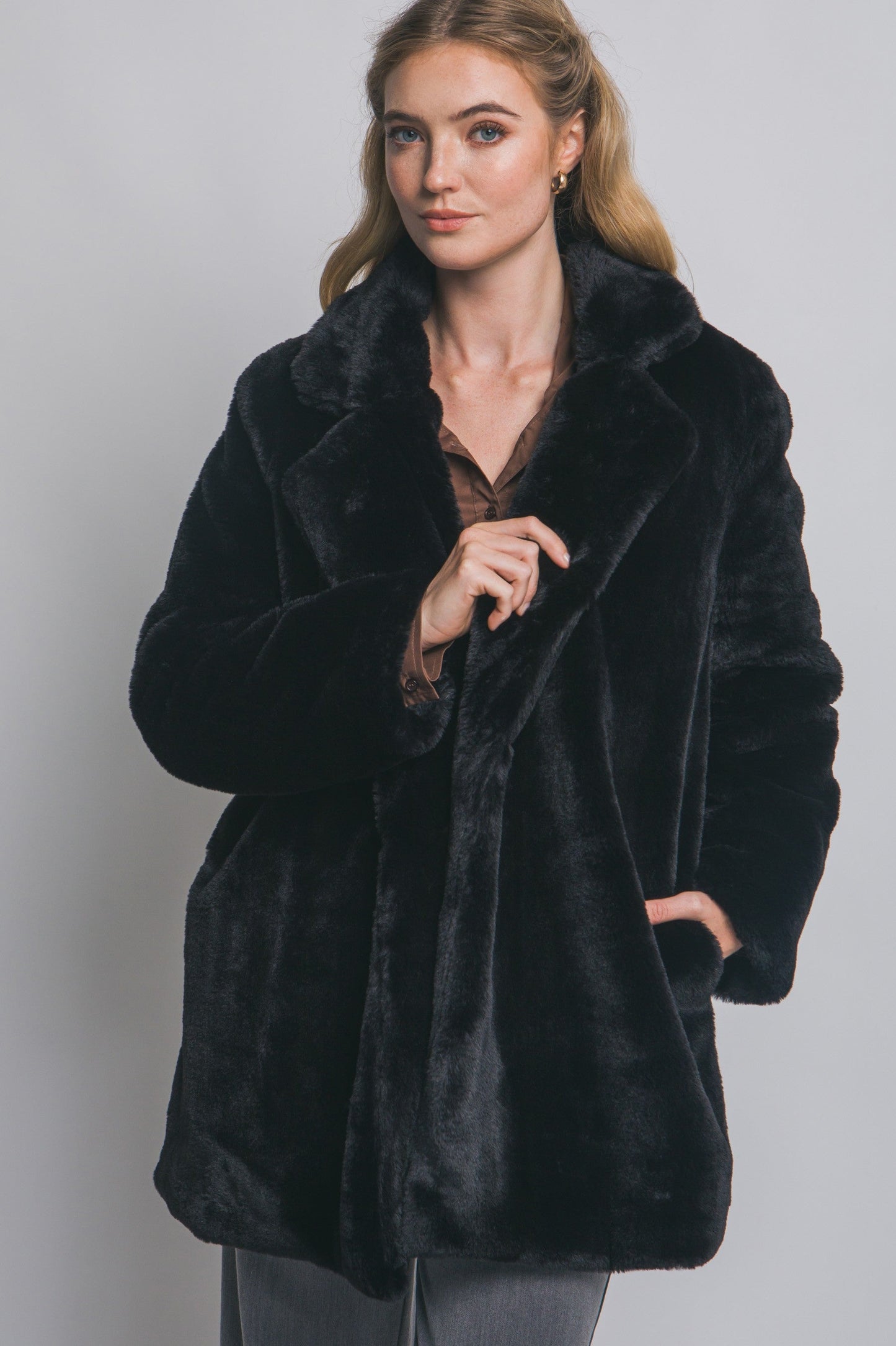  Ayla Faux Fur Collared Long Coat, Black