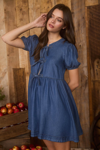  Tinsley Front Tie Cutout Detail Dress, Chambray