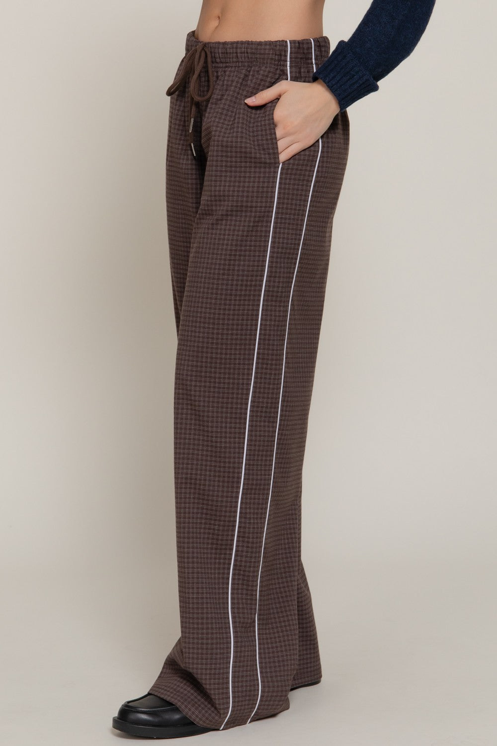  Calloway Check Woven Pants, Chocolate