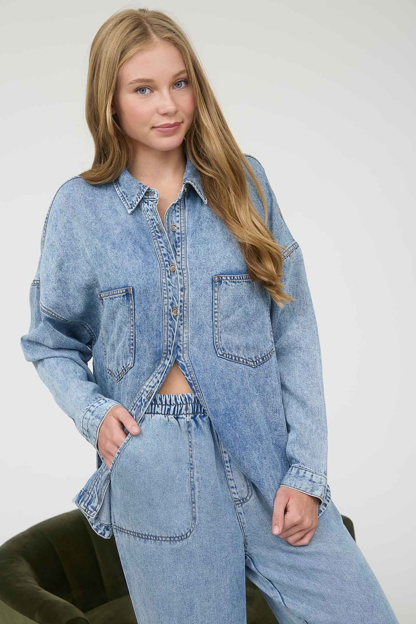  Luci Button Down Shirt, Chambray