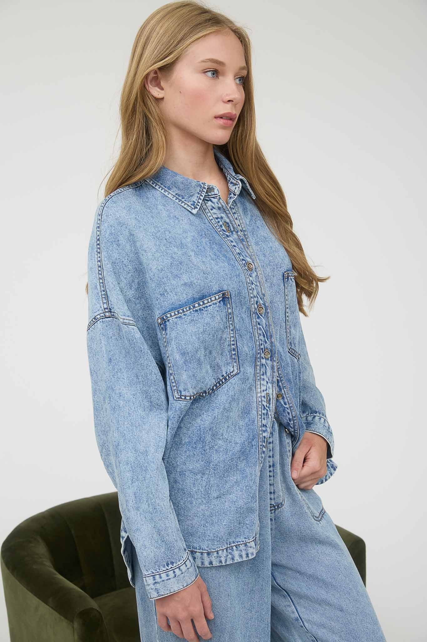  Luci Button Down Shirt, Chambray