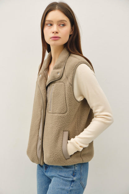 Be Cool Elena Fleece Button Up Vest, Olive