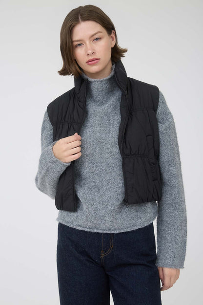  Martha Zip Up Cropped Puffer Vest, Black