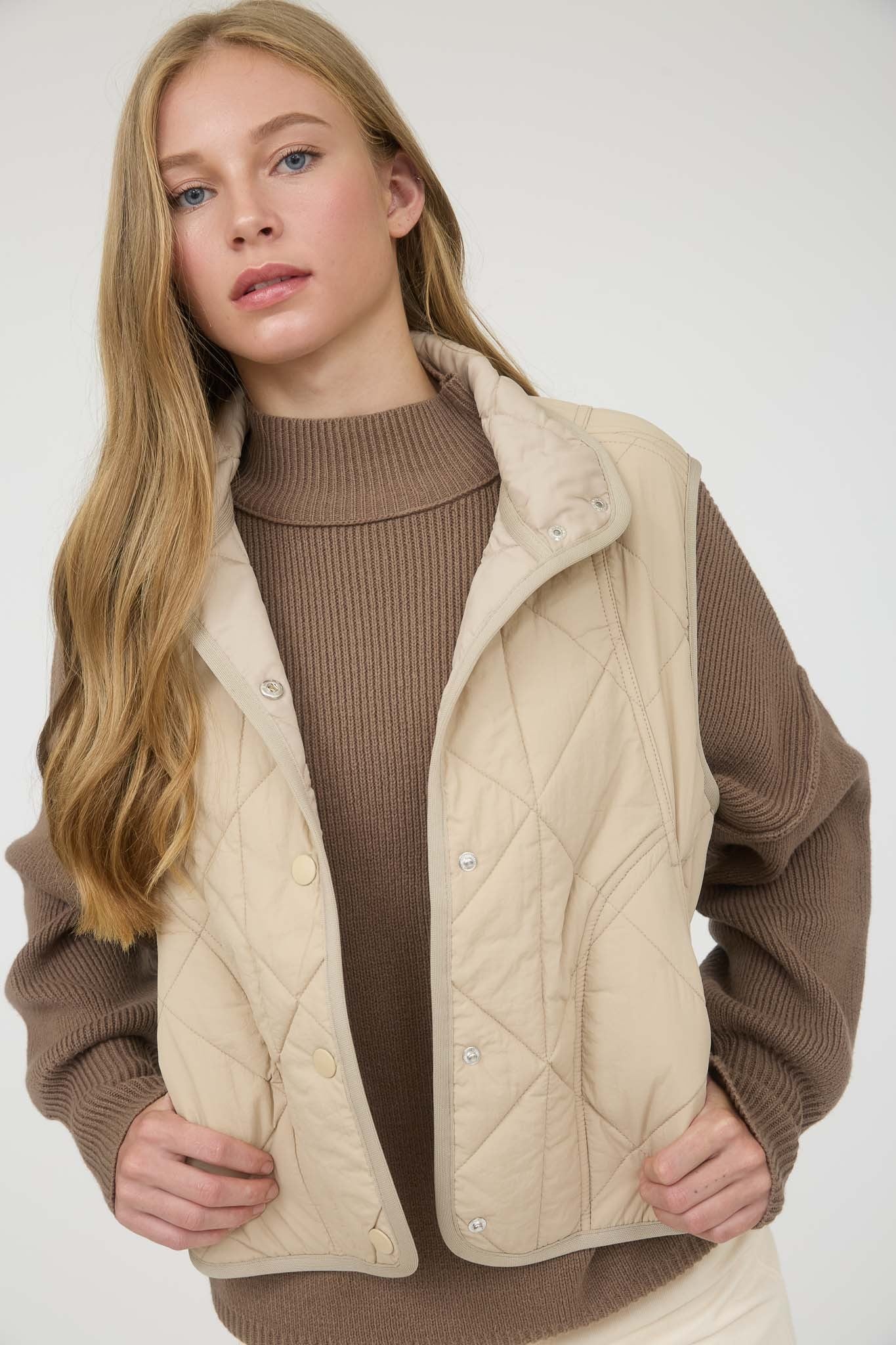  Sara Snap Button Quilted Vest, Khaki