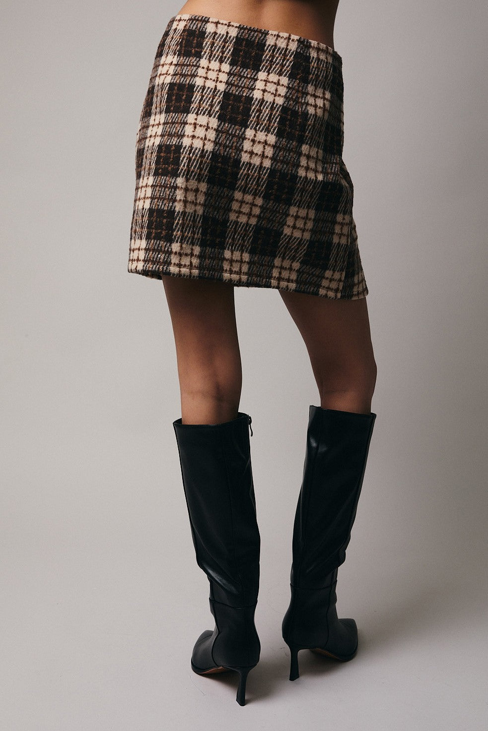  Shannon Plaid Mini Skirt, Taupe-Brown Plaid