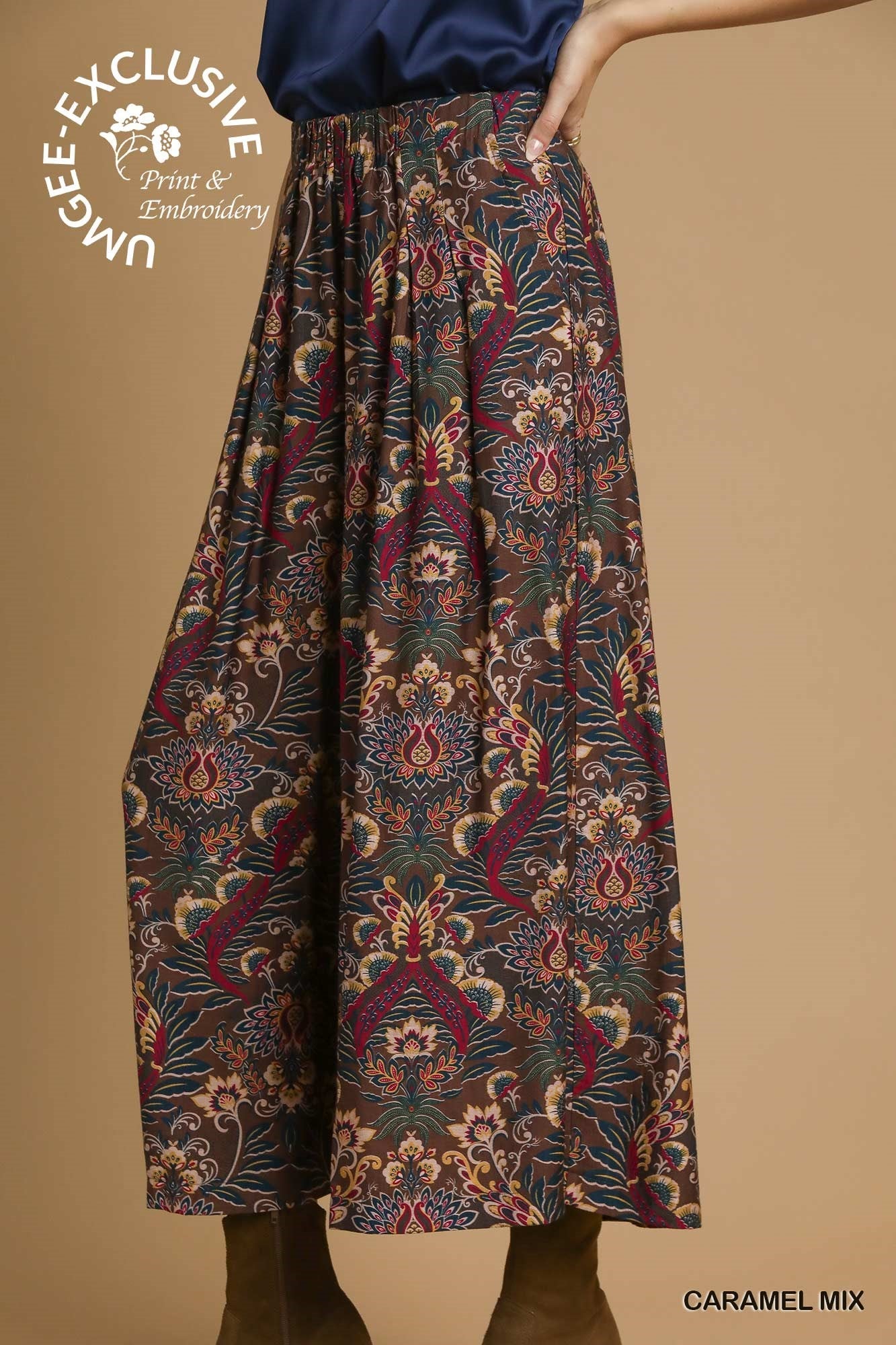  Ariah Printed Elastic Waist Pants, Caramel Mix