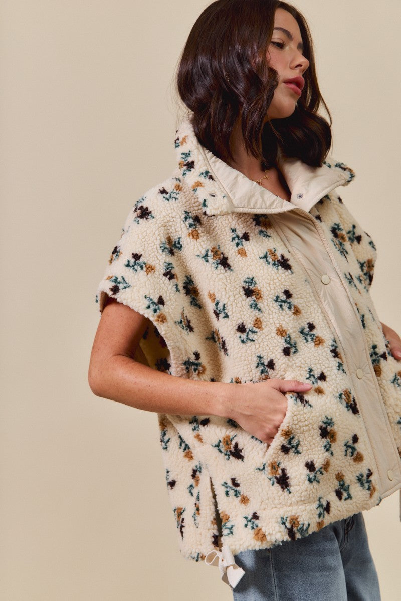  Naomi Floral Oversized Sherpa Vest, Ivory Multi
