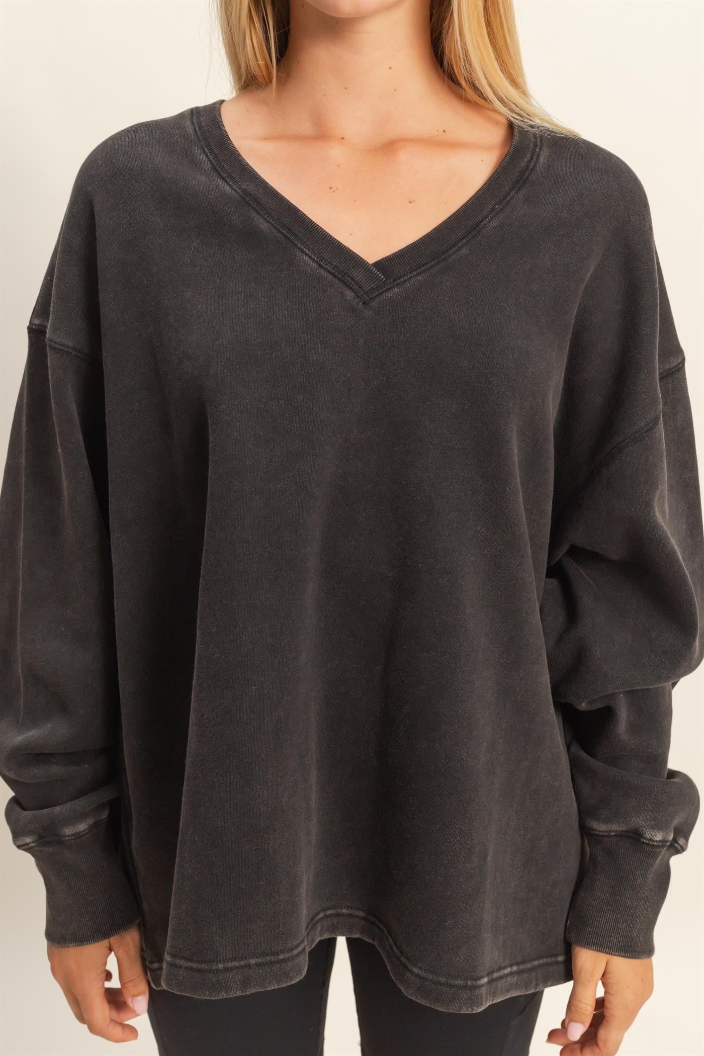  Melody Oversized V-Neck Sweatshirt, Black