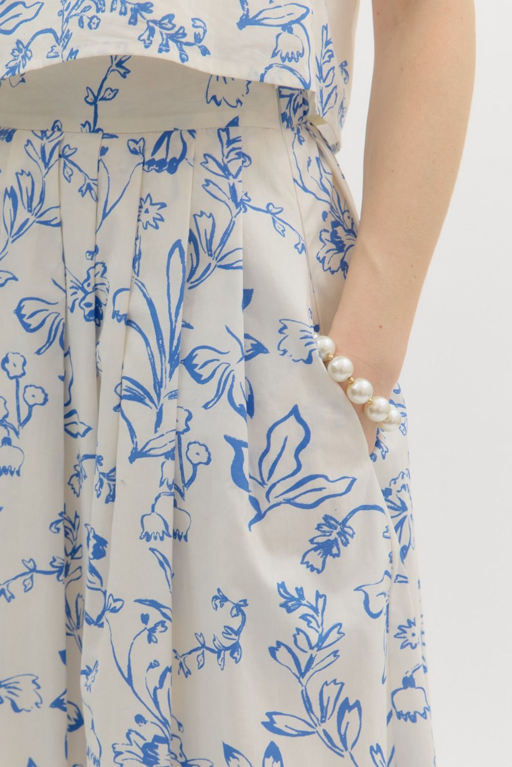  Brynn Floral Pleated Midi Skirt, Cream Blue