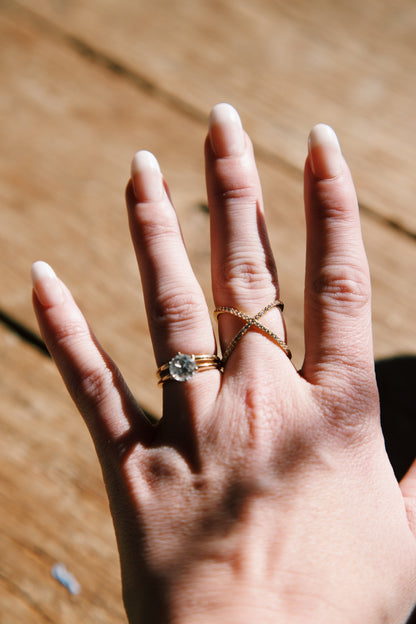  Cassia Criss Cross Ring, Gold
