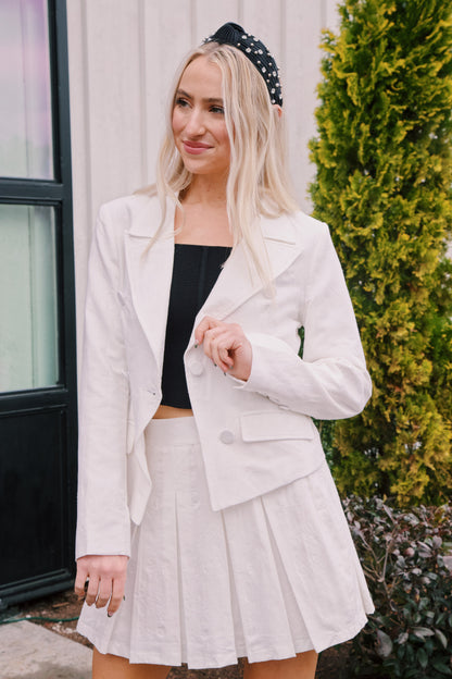  Crishelle Pleated Skirt, White