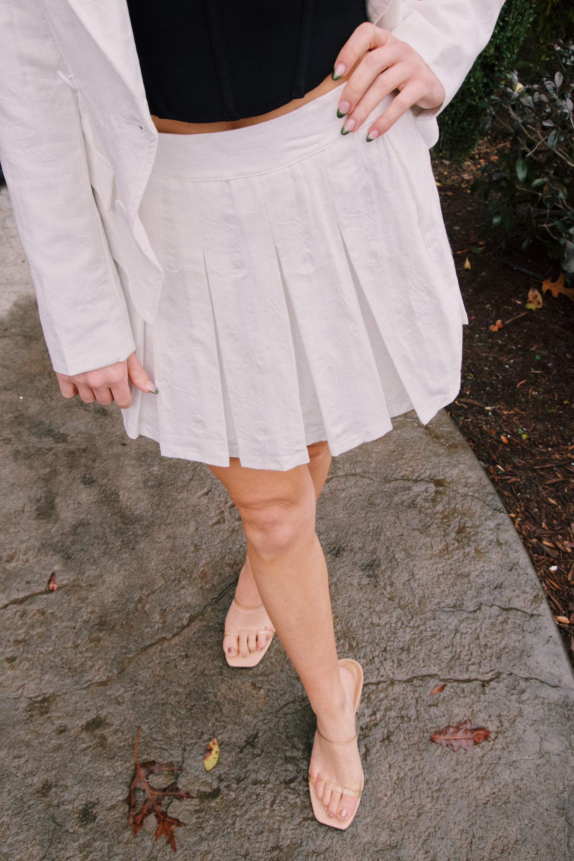  Crishelle Pleated Skirt, White