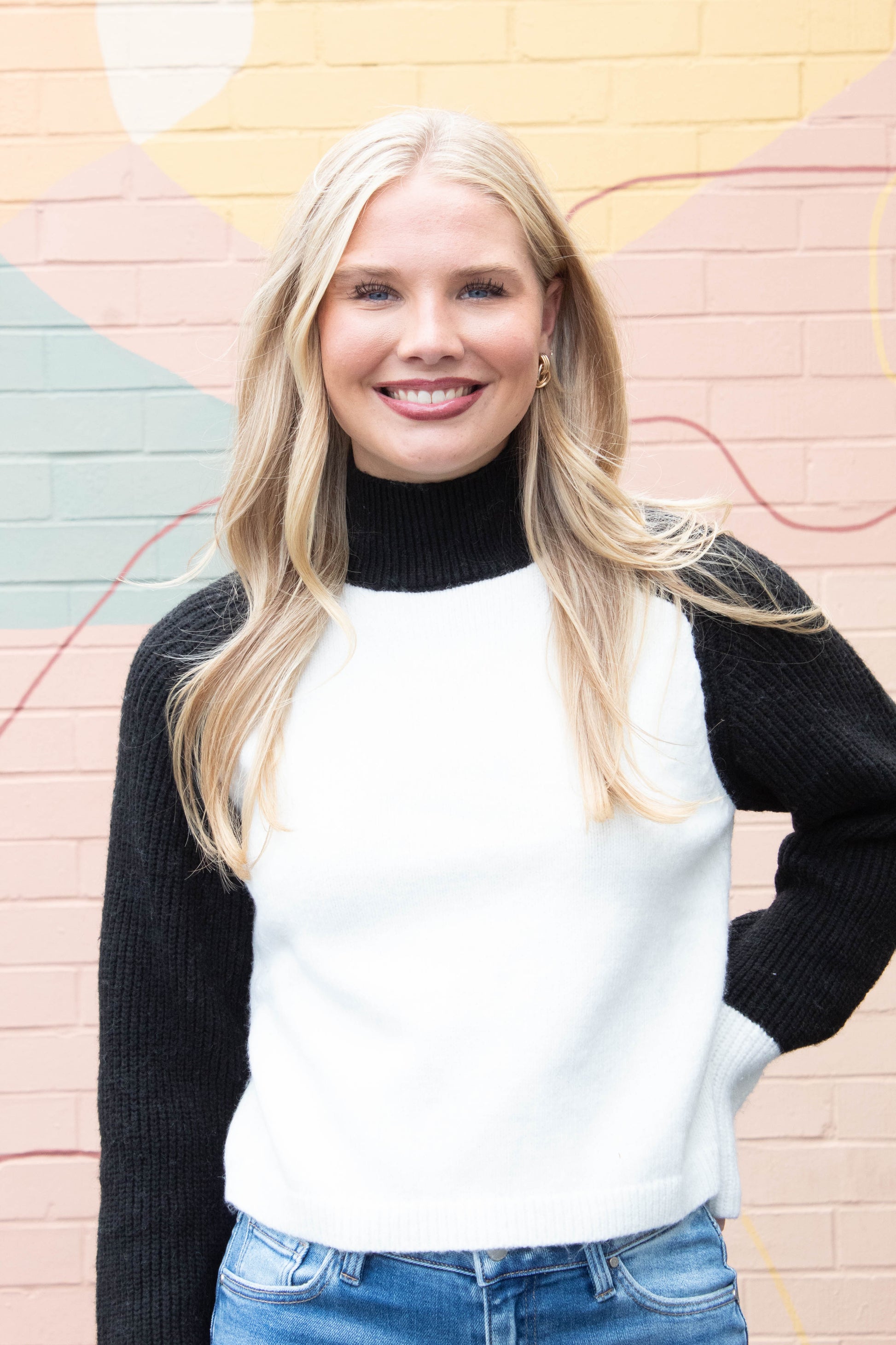  Downtown Mock Neck Sweater, Black/Chalk | Sanctuary
