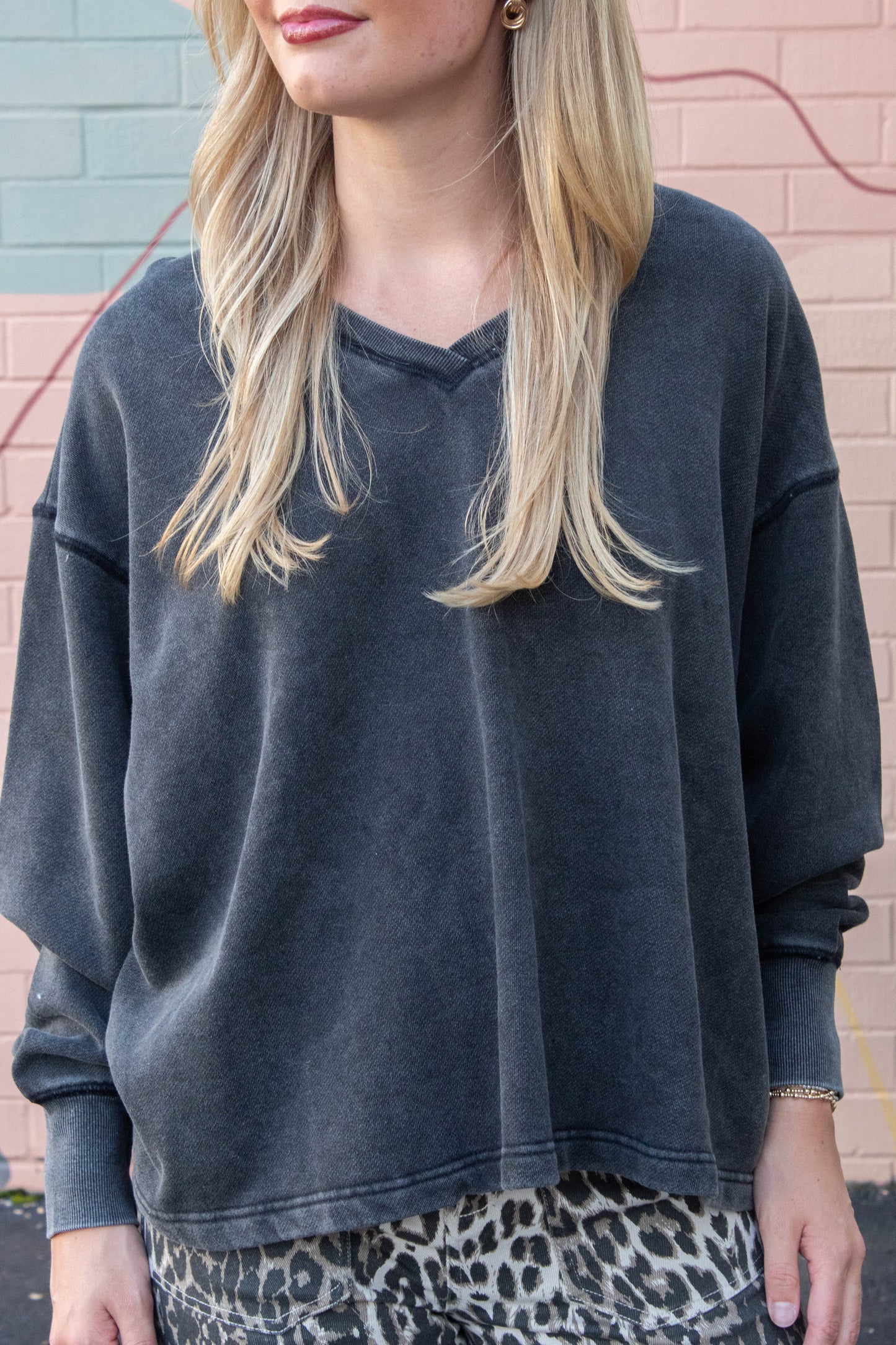  Melody Oversized V-Neck Sweatshirt, Black
