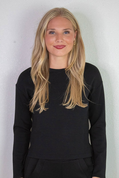  Airessentials Side Slit Top, Very Black | SPANX