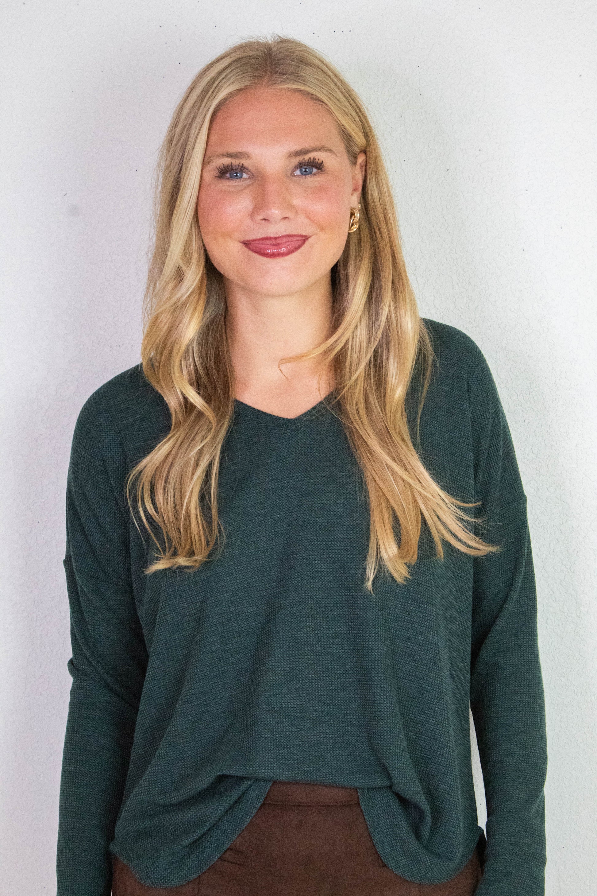  Gabrielle Round Hem Thermal Top, Hunter Green