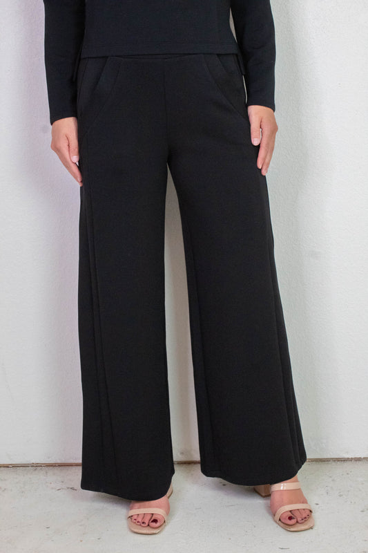  Airessentials Wide Leg Track Pant, Very Black | SPANX