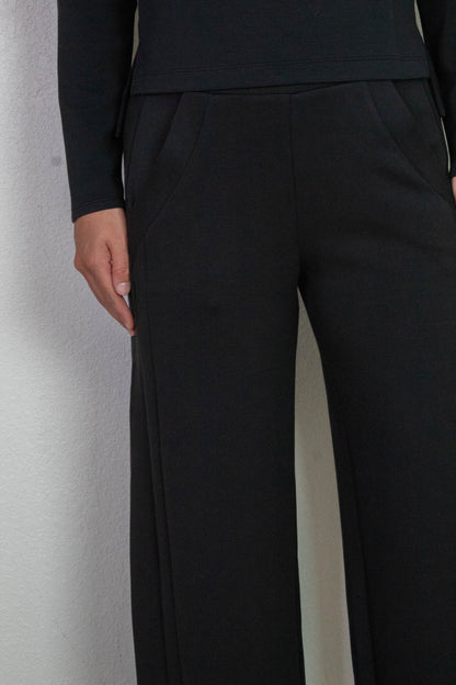  Airessentials Wide Leg Track Pant, Very Black | SPANX