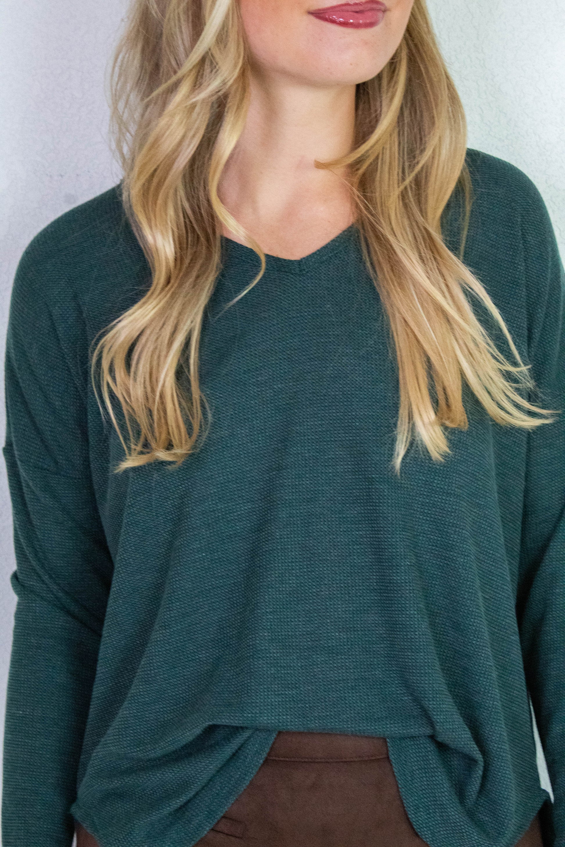  Gabrielle Round Hem Thermal Top, Hunter Green