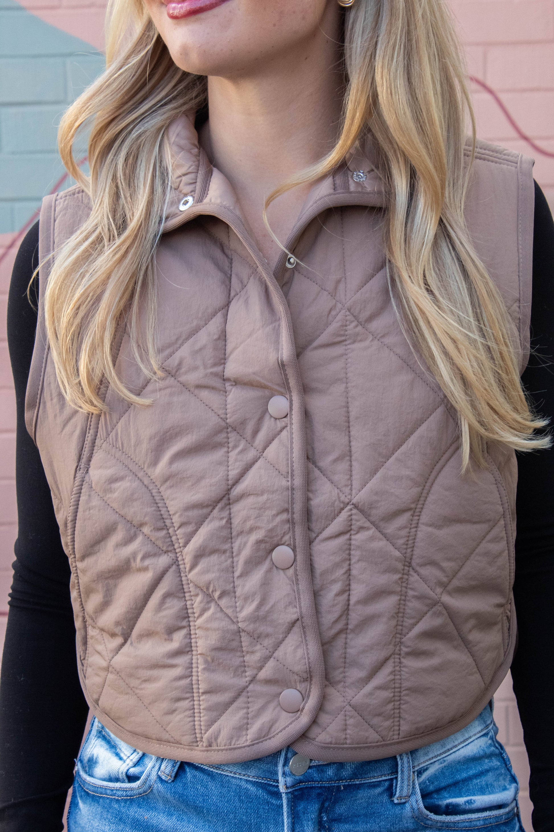  Sara Snap Button Quilted Vest, Mocha