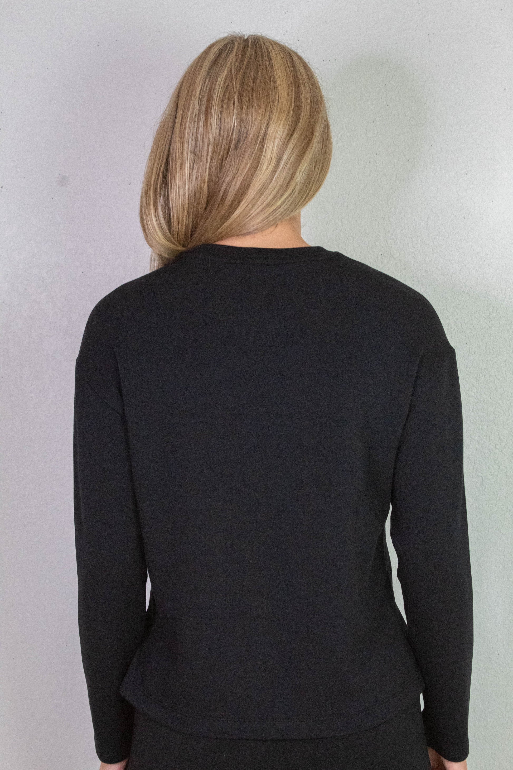  Airessentials Side Slit Top, Very Black | SPANX