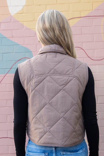  Sara Snap Button Quilted Vest, Mocha