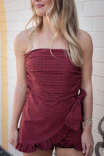  Guinevere Strapless Checkered Romper, Black Red