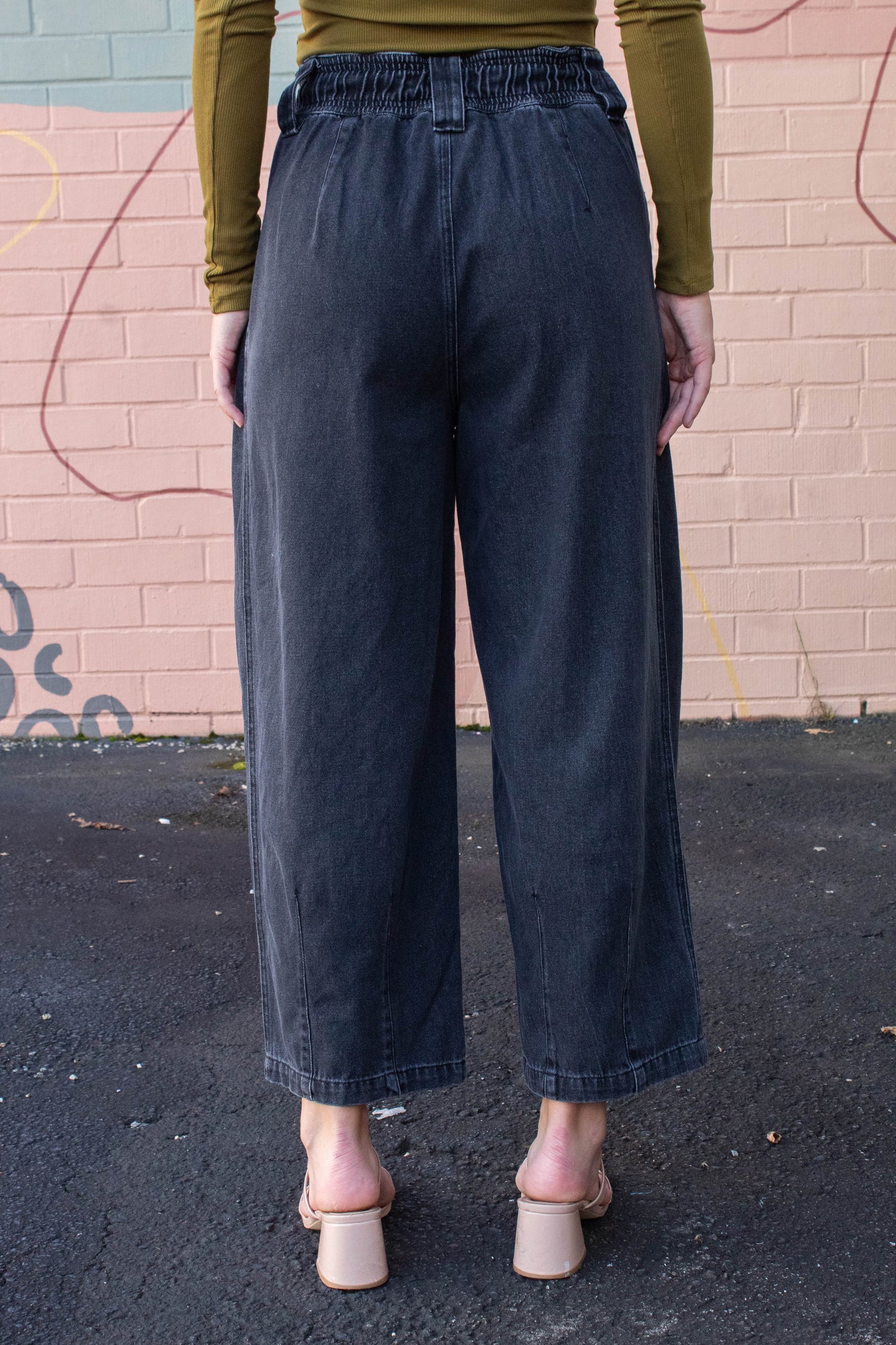  Raya Drawstring Barrel Leg Pants, Black Denim
