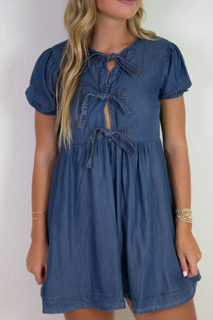  Tinsley Front Tie Cutout Detail Dress, Chambray