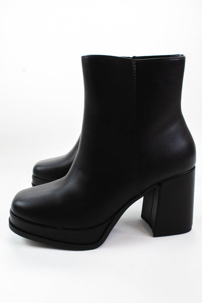  Graham Platform Dress Boot, Black PU