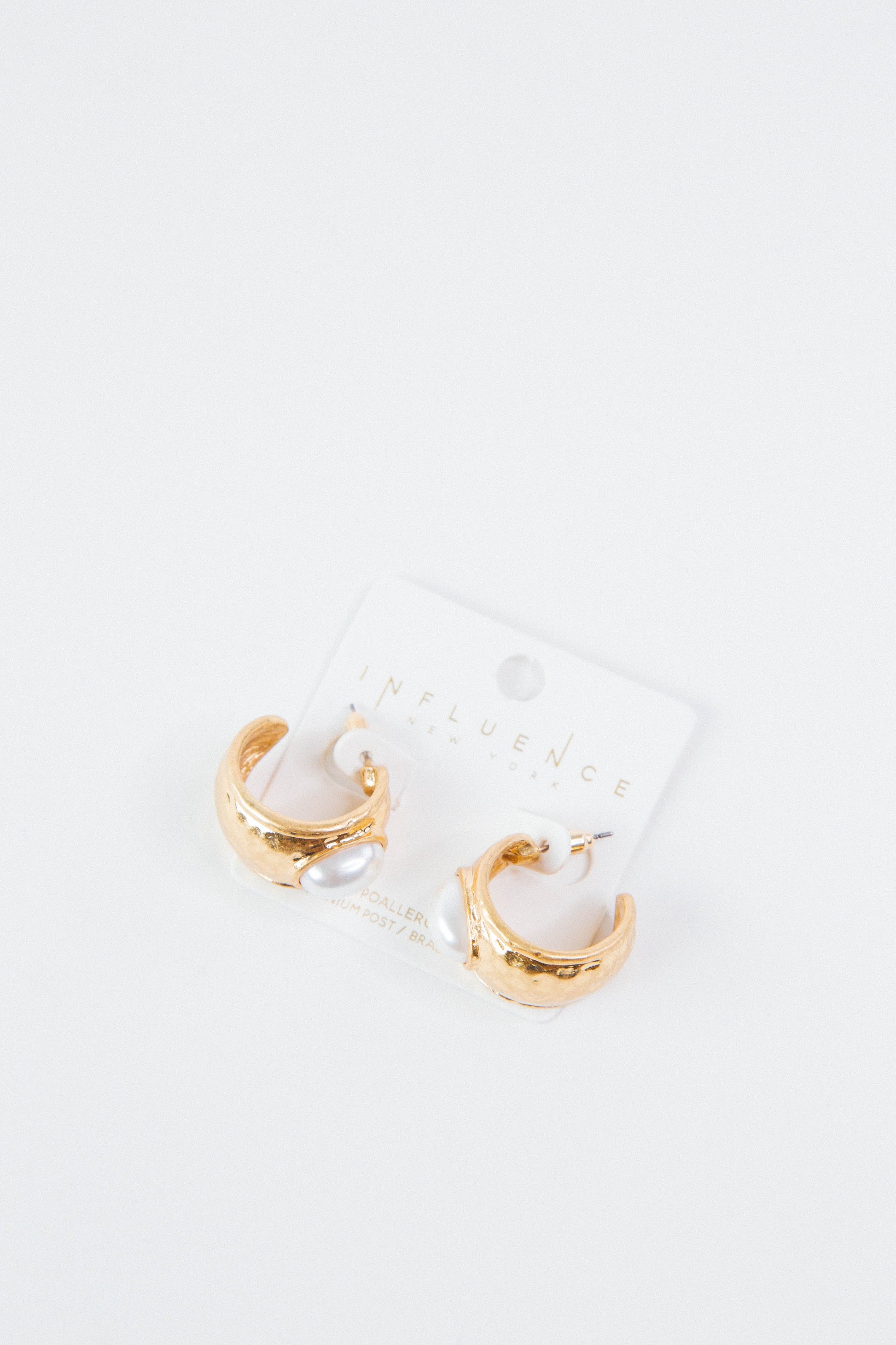  Aylin Pearl Accent Hoop Earrings, Gold