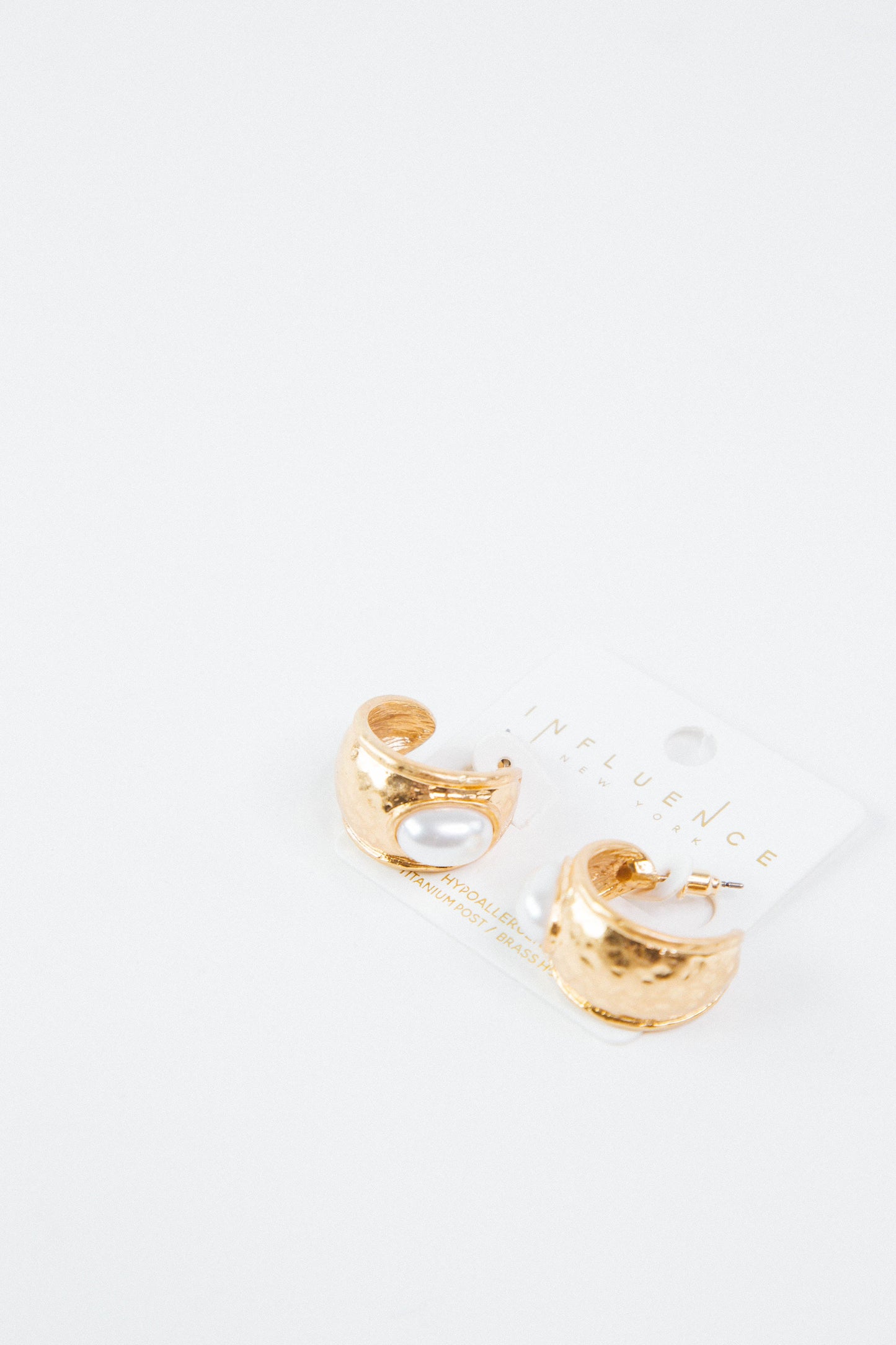  Aylin Pearl Accent Hoop Earrings, Gold