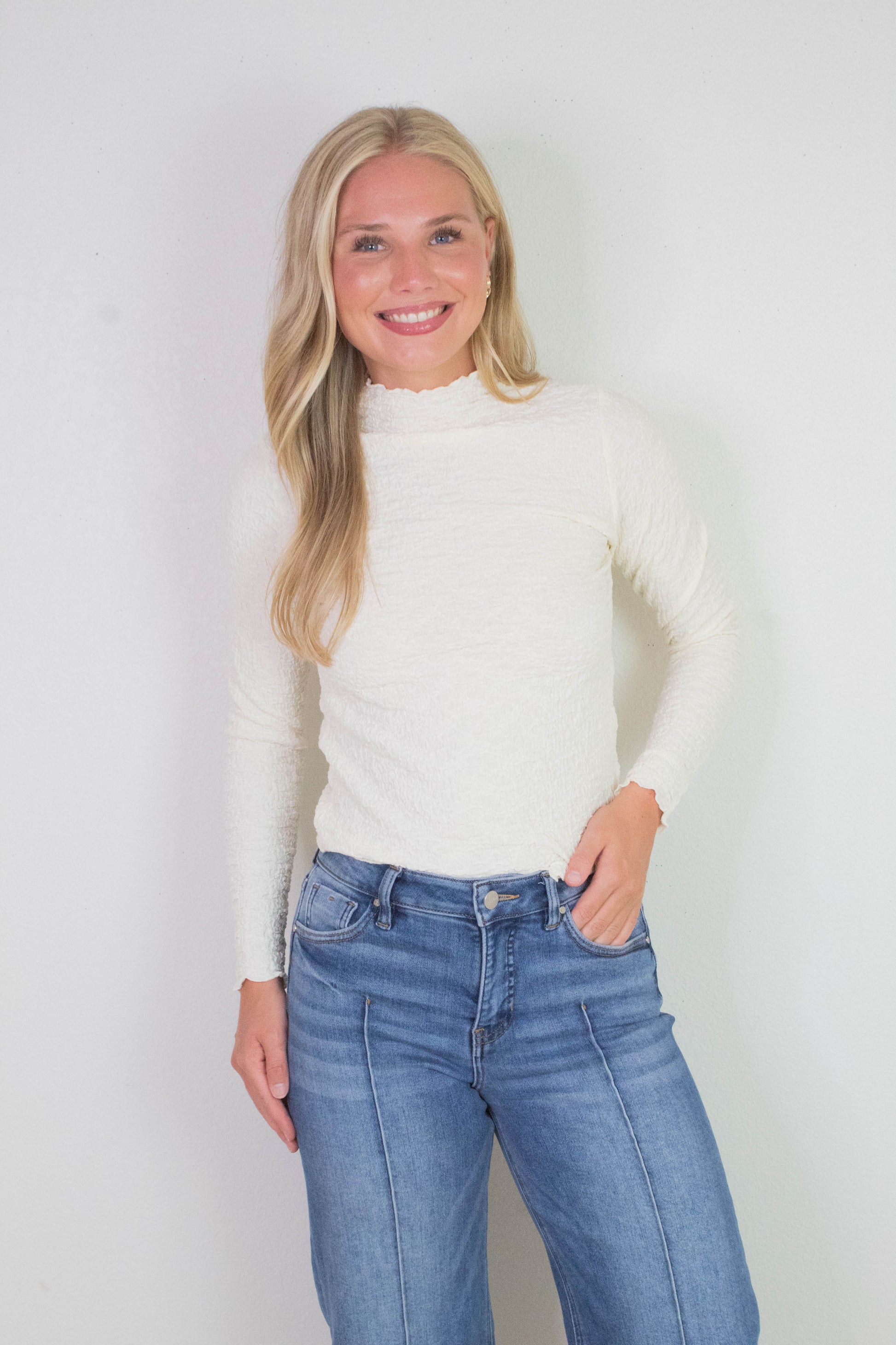  Hope Textured Crinkle Knit Top, Cream