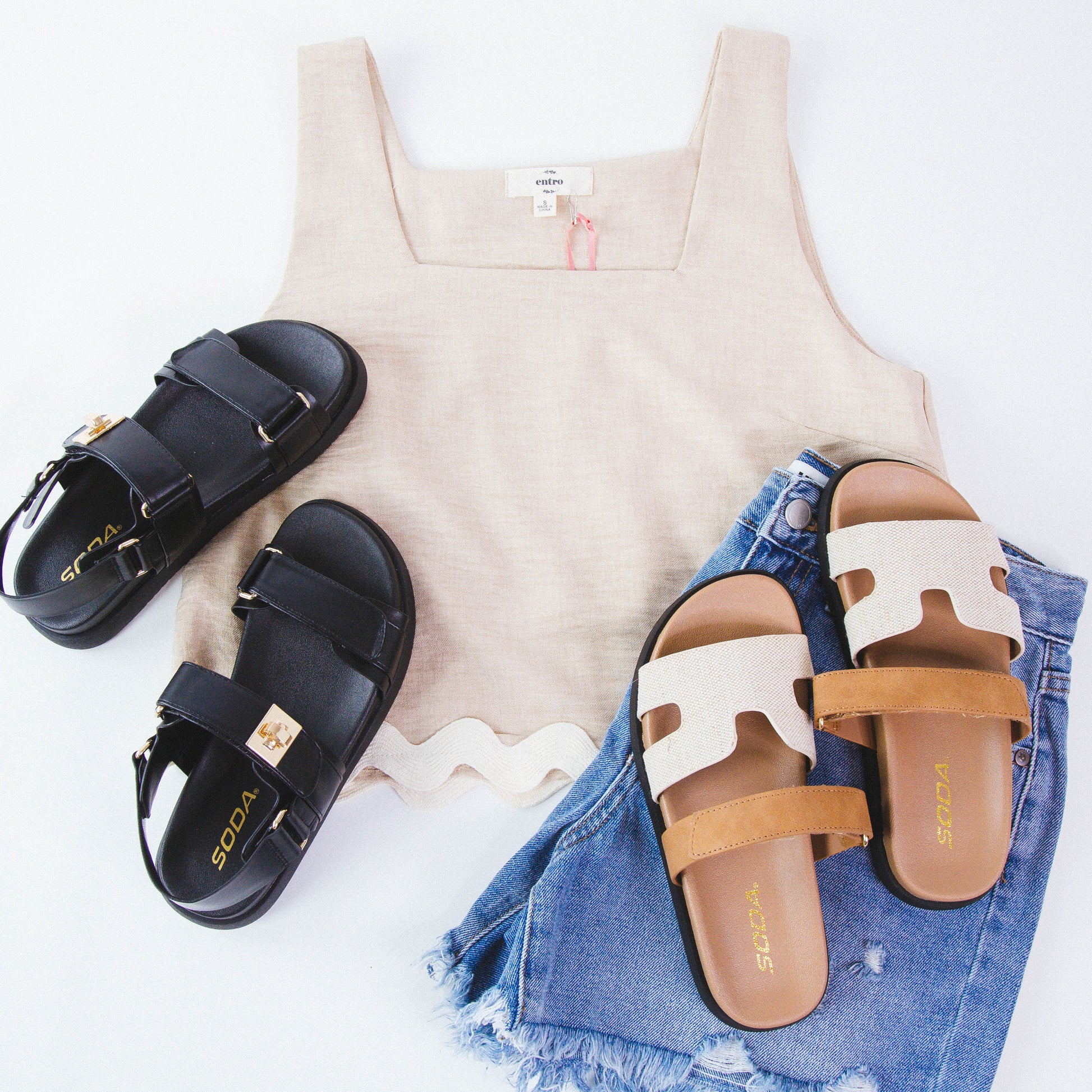  Cobber Flatform Sandal, Black PU