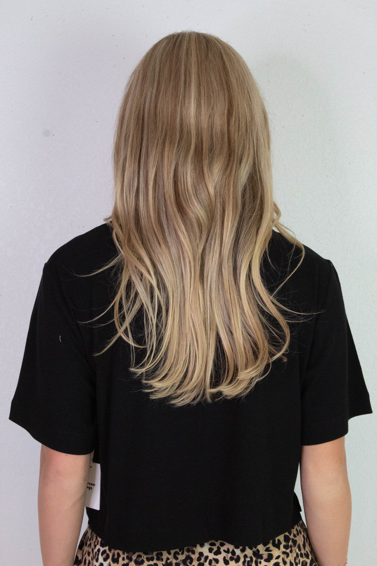  Karen Cropped Tee, Black | Cream Yoga