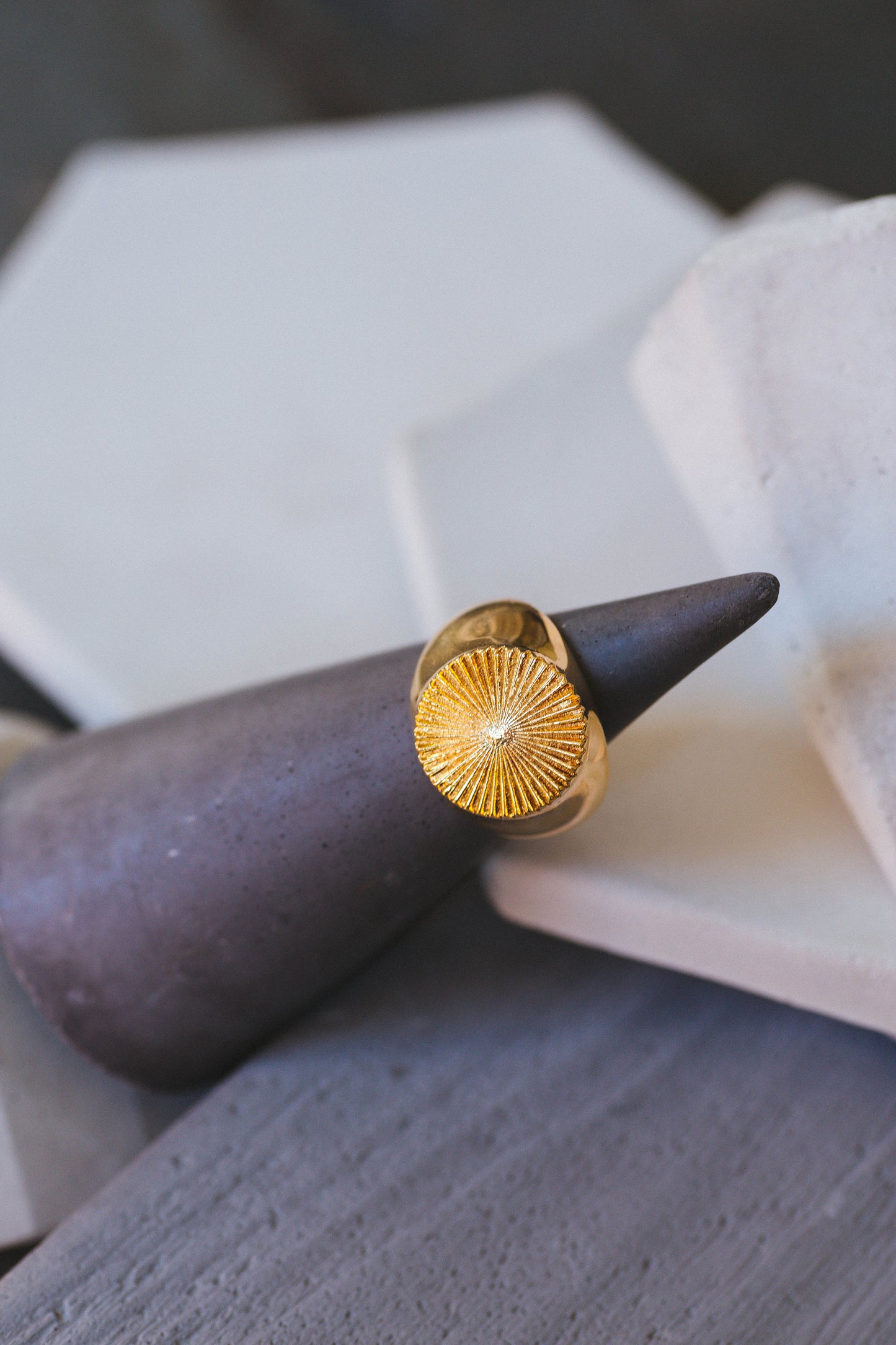  Perry Ring, Gold | BRACHA