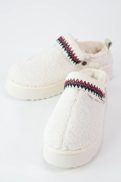  Storm Faux Fur Lining Mule, Ivory | Beach By Matisse