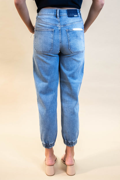  The Champ High Rise Jogger Jeans, Wings | Daze