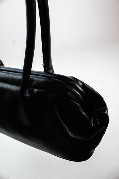  Nina Shoulder Bag, Black | Moda Luxe