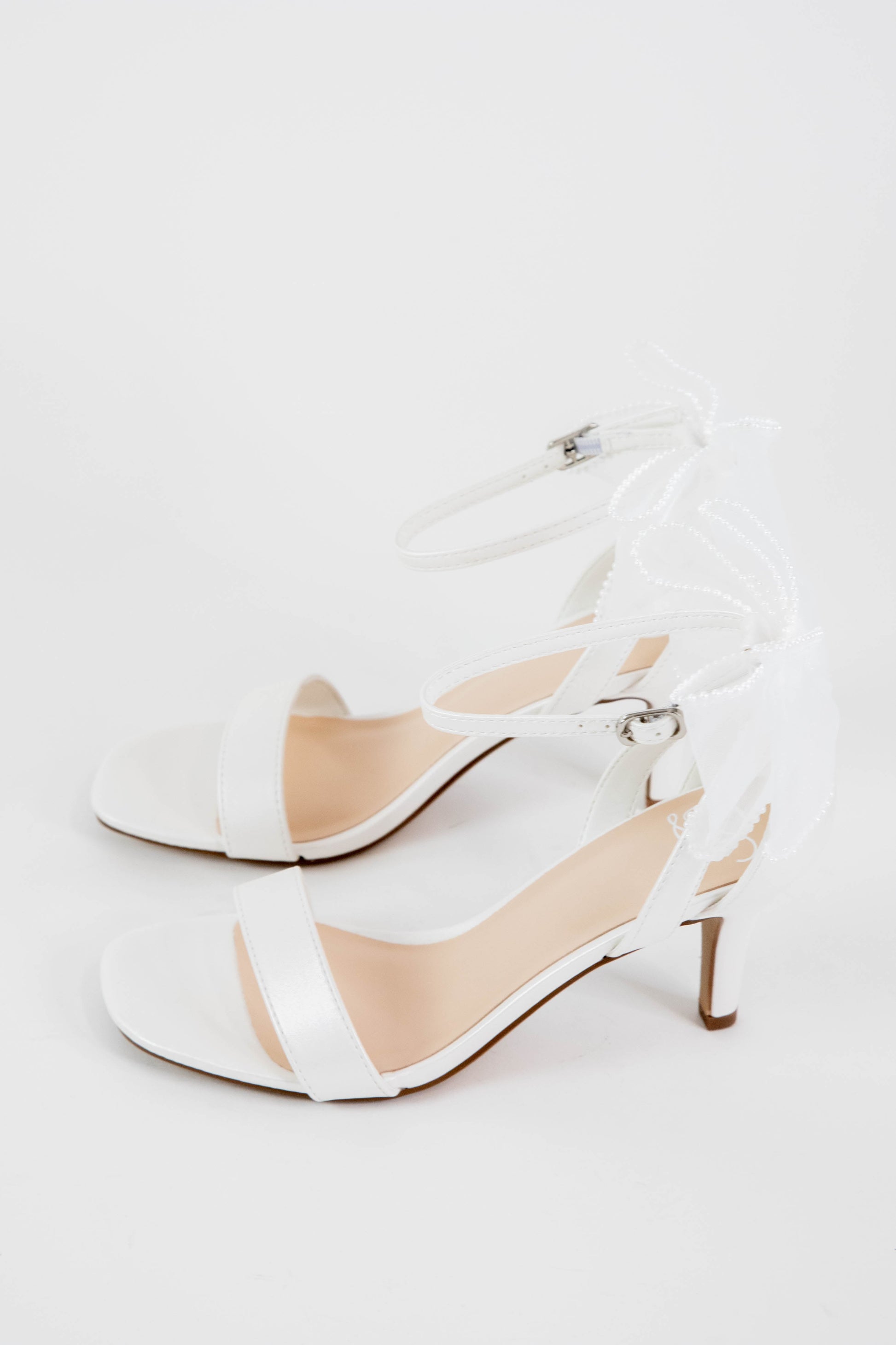  Dericia Bow Detail Heel, White