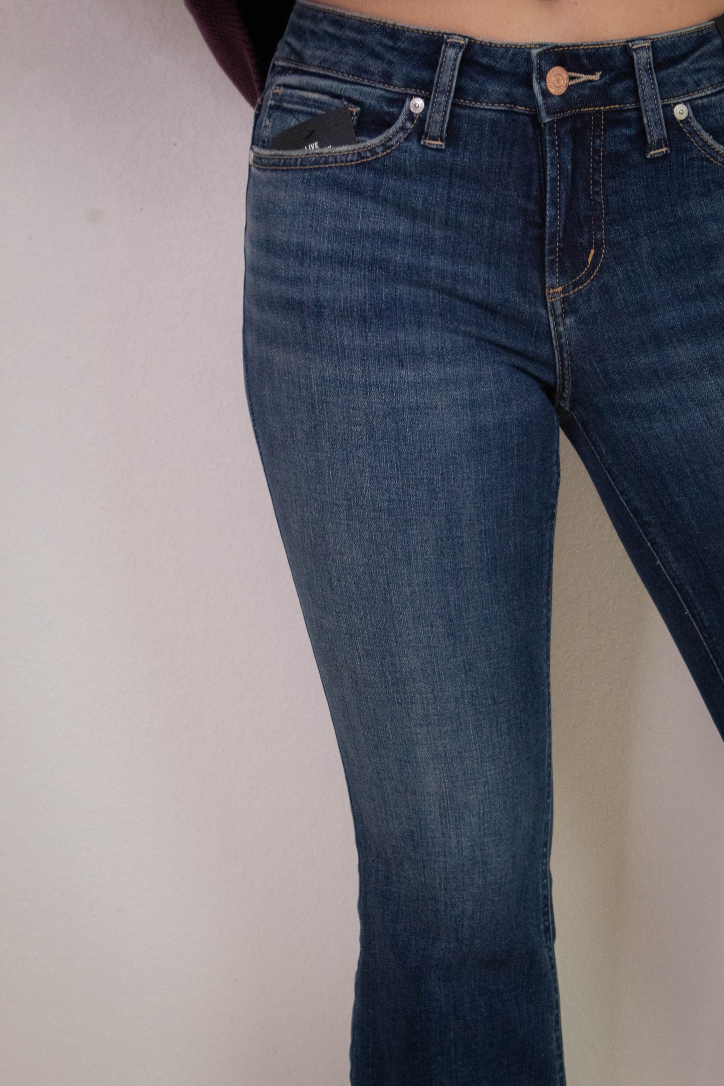  Suki Kick Flare Jean, Indigo | Silver Jeans Co