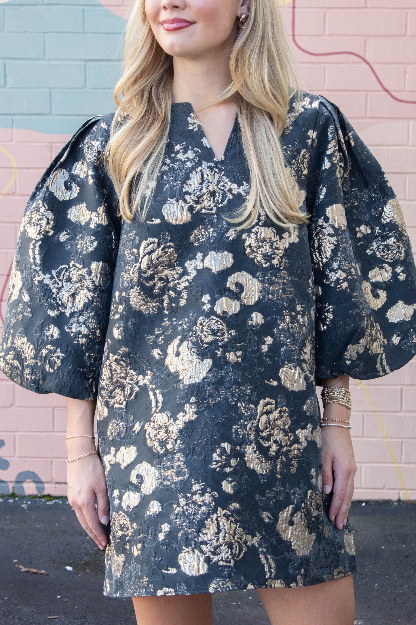  Gemma Floral Jacquard Shift Dress, Black