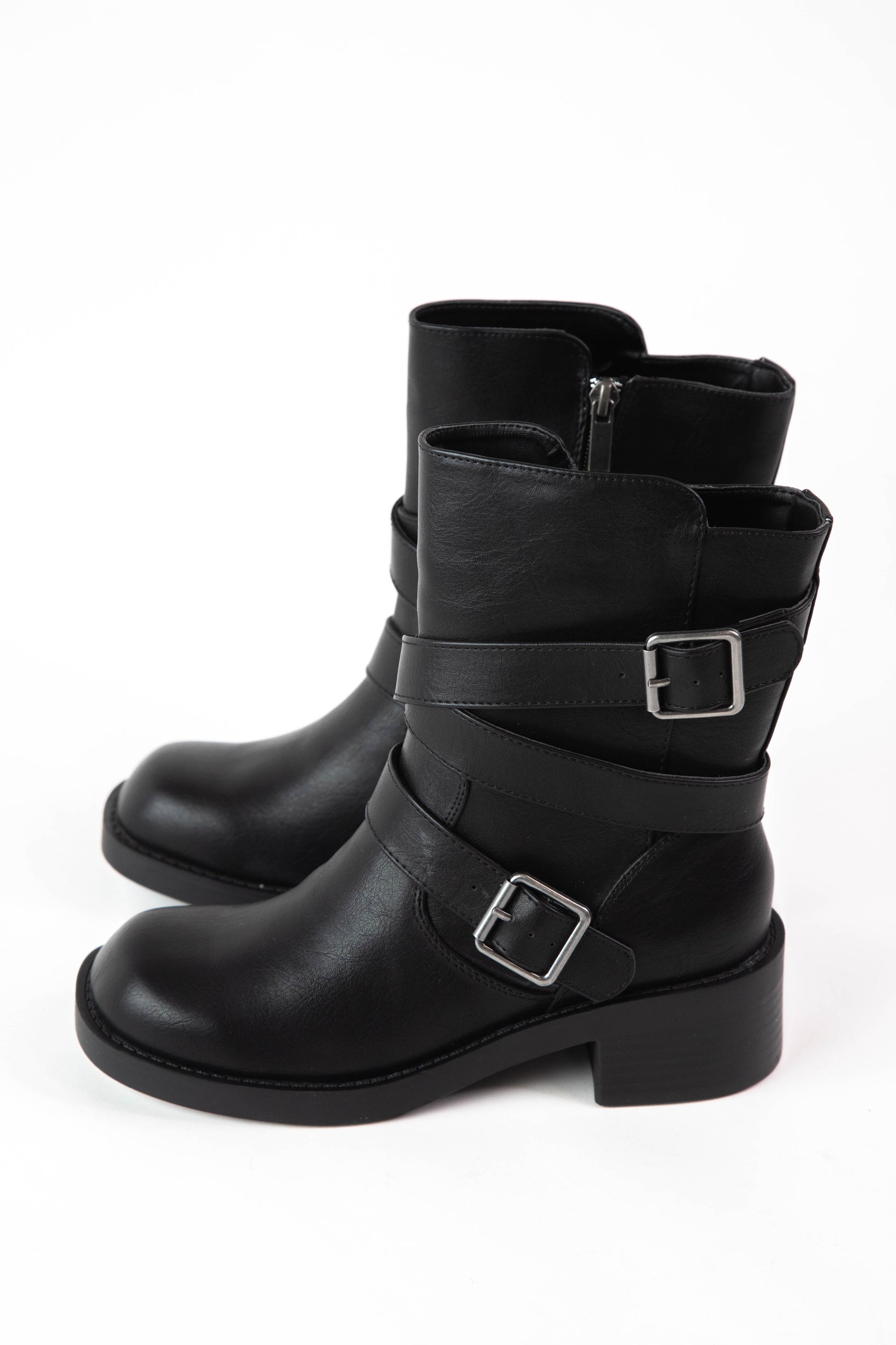  Tacoma Buckle Strap Engineer Boot, Black