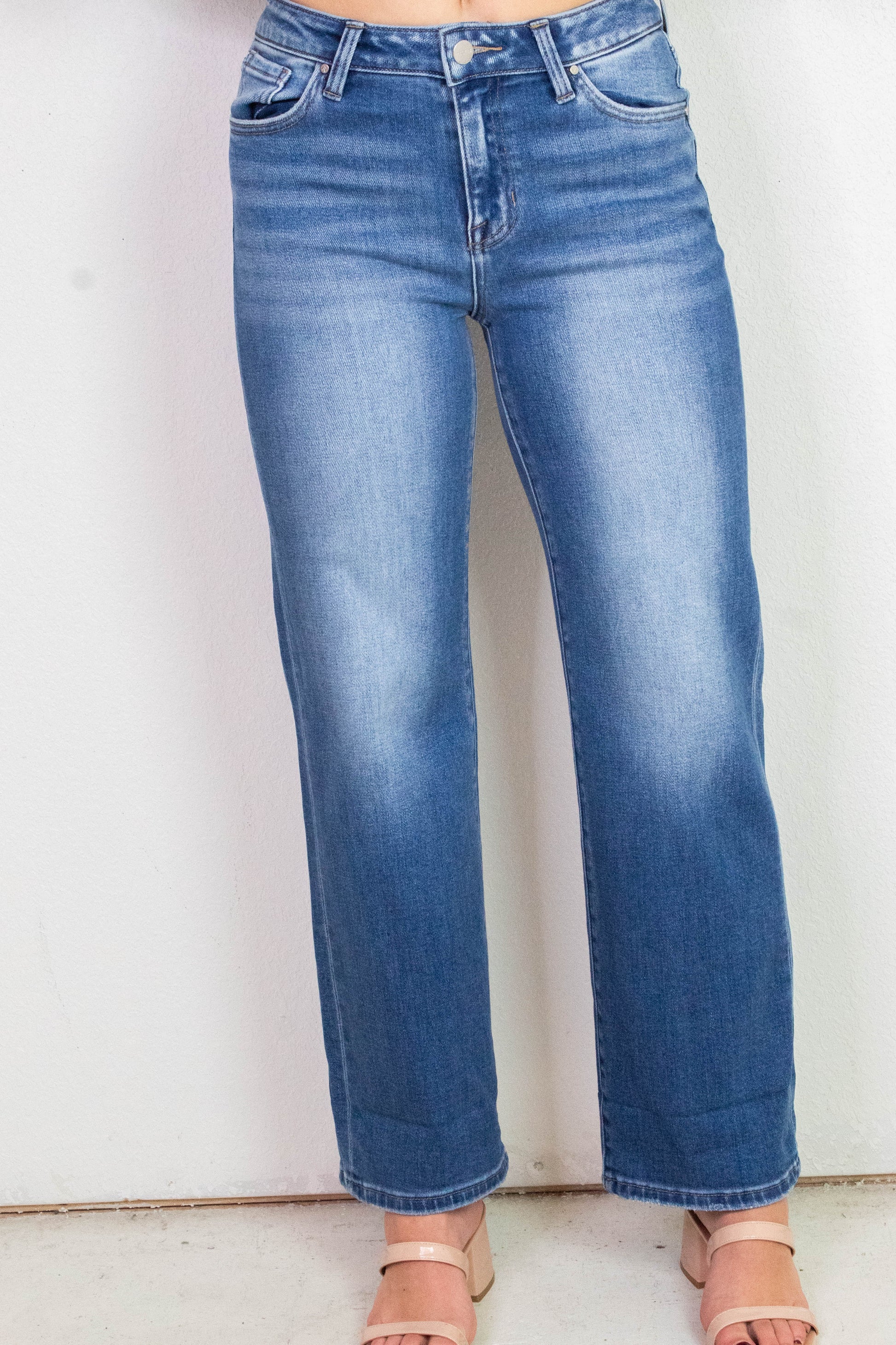  Emma Mid Rise Crop Cuffed Jeans, Medium