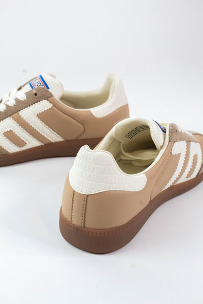  Cloud Vintage Style Sneaker, Sand Milk | Back 70