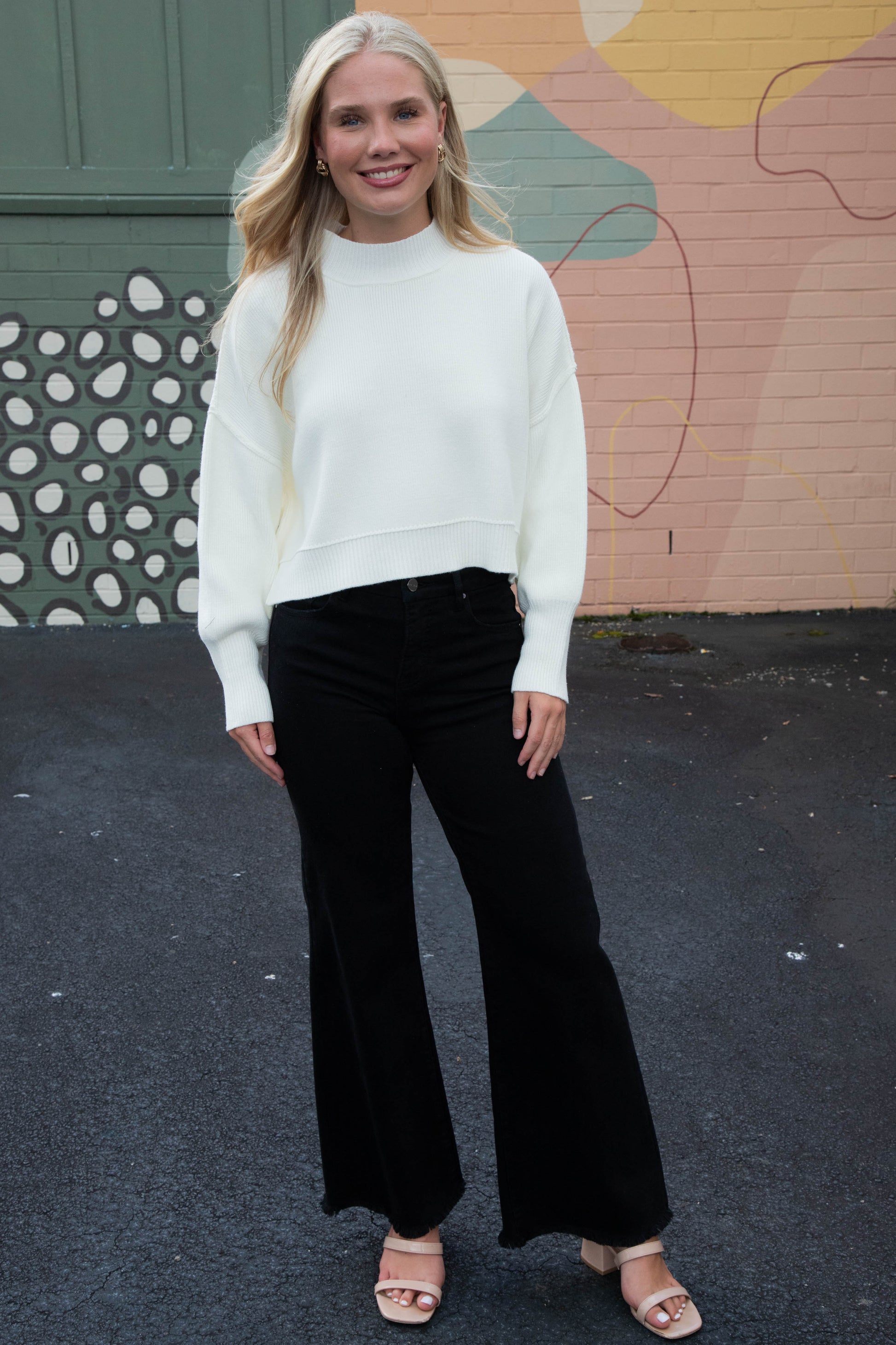  Aubrey Oversized Cropped Sweater, Ivory